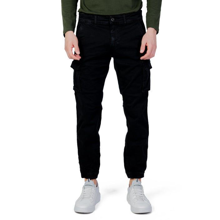 Газ Дънки МЪЖe