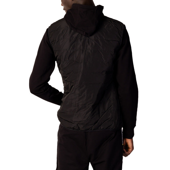 Ea7 Шушляково яке МЪЖe