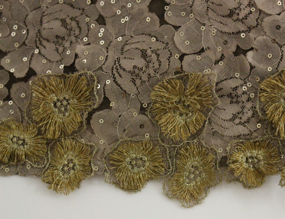 Изящна рокля от дантела Lanre Da Silva Ajayi с кристали и златист цвят