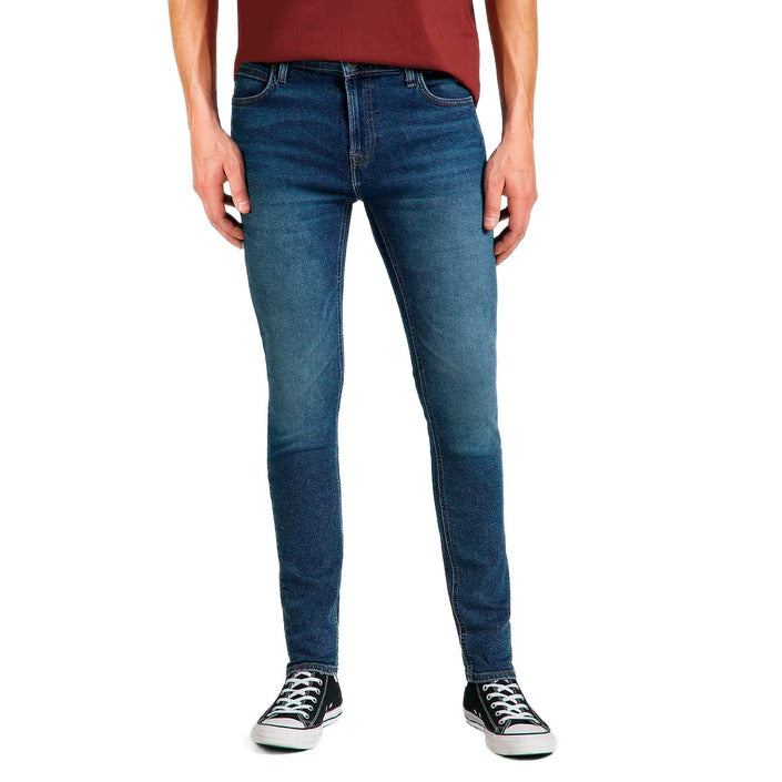 Lee Дънки МЪЖe