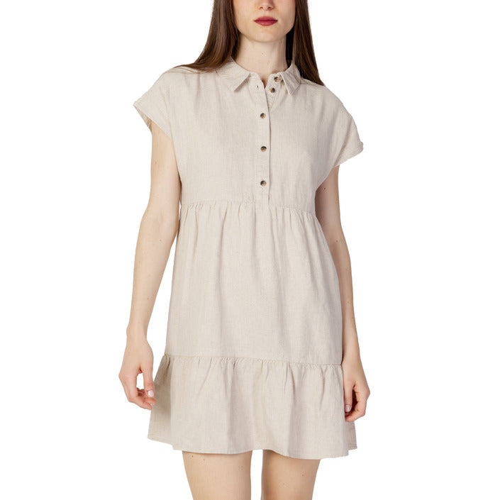 Жаклин Де Йонг Рокли Жени