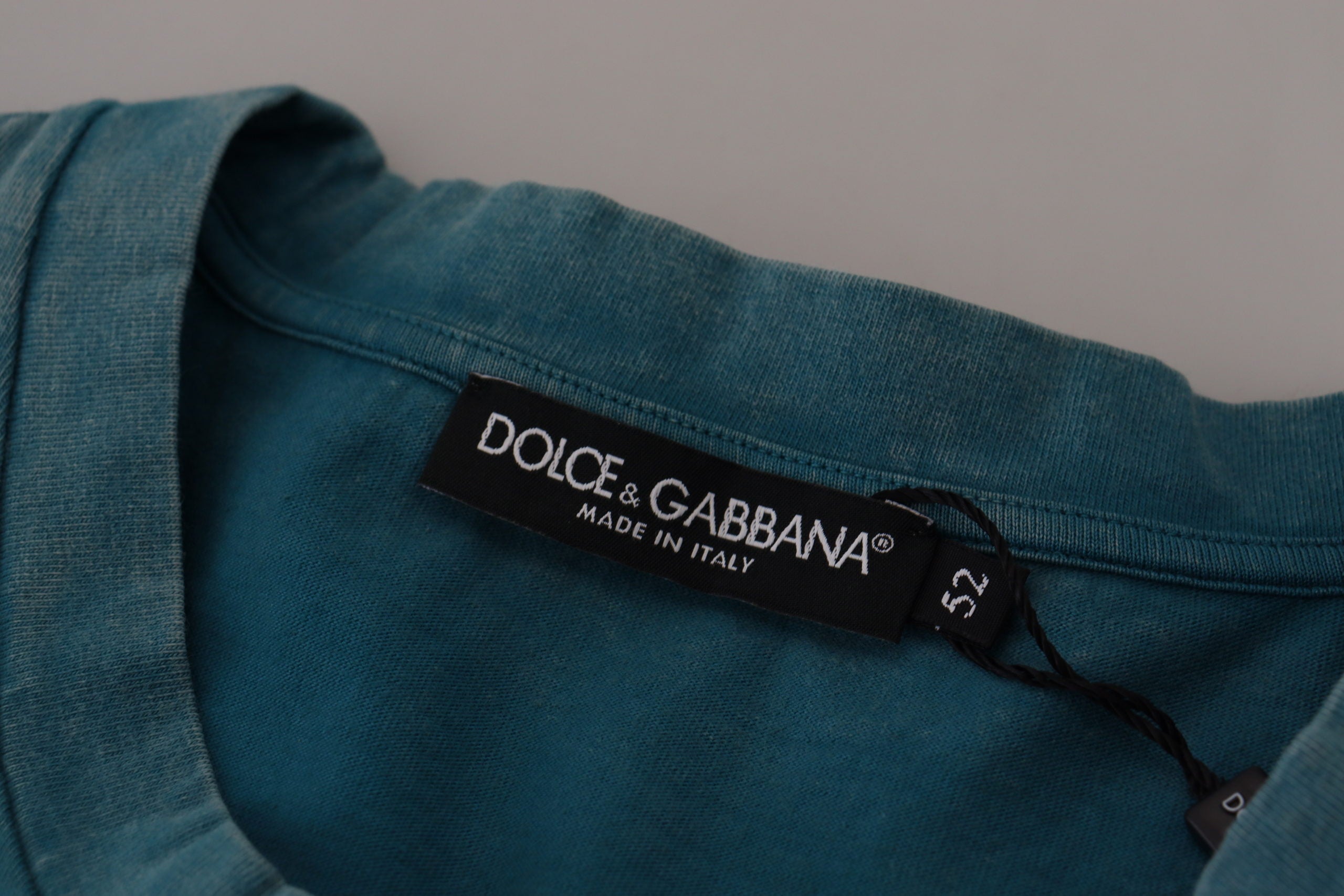 Памучна тениска със синьо лого Dolce & Gabbana с кръгло деколте