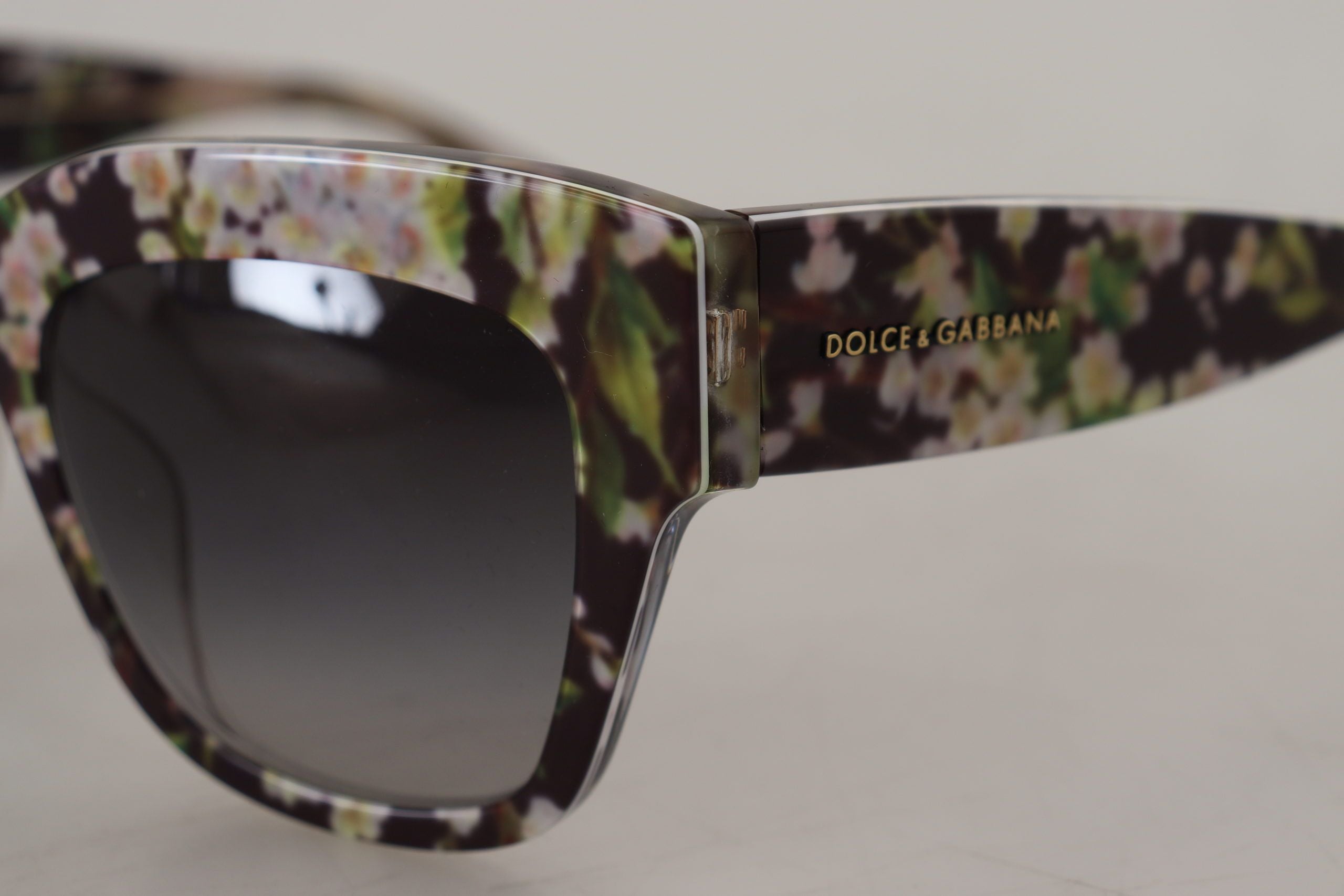 Dolce & Gabbana черни флорални ацетатни правоъгълни сенки DG4231F