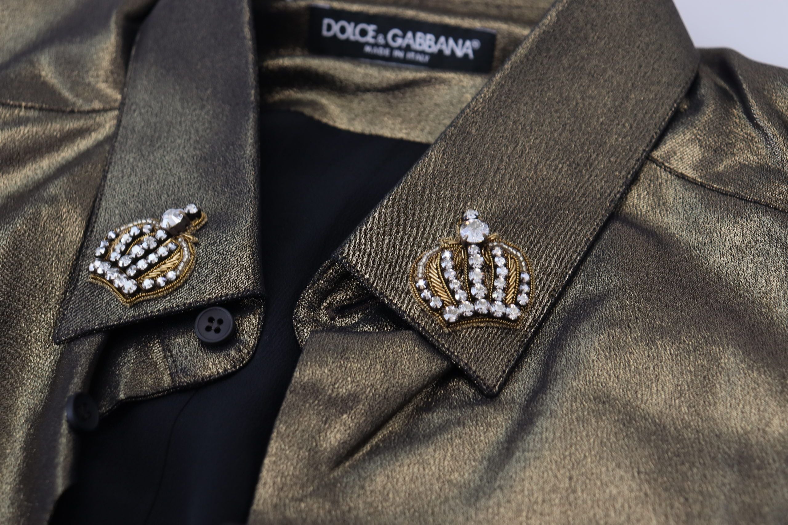 Копринена риза Dolce & Gabbana Metallic Gold DG с бродирана корона