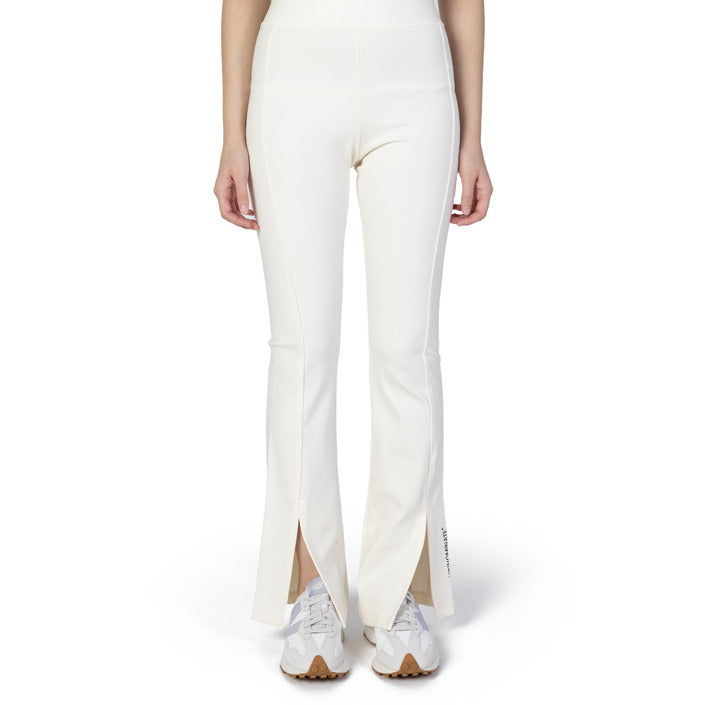 Hinnominate Клинове Жени