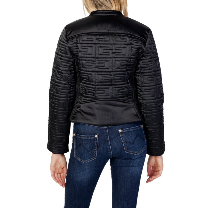 Познай Яке Жени