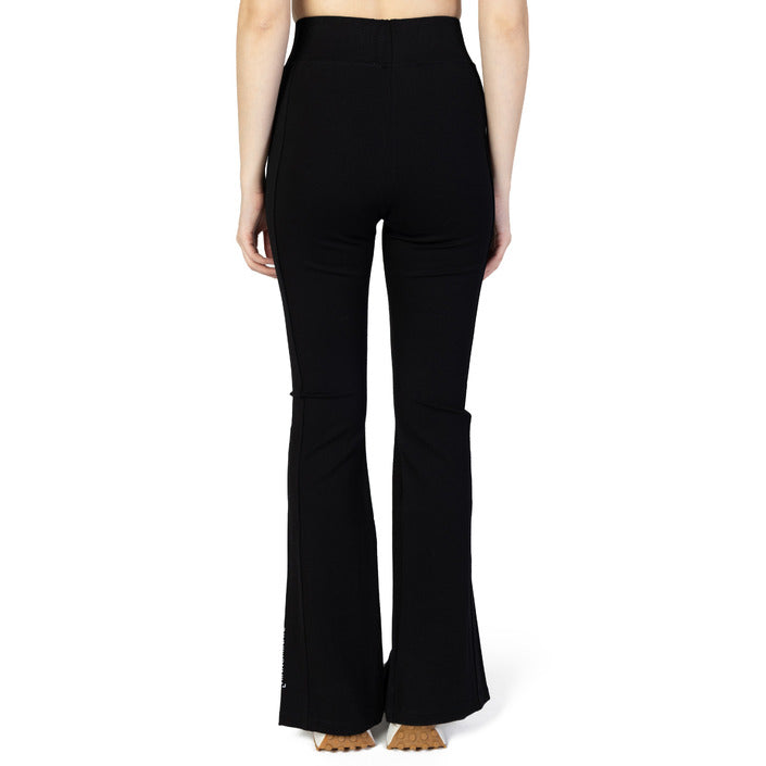 Hinnominate Клинове Жени