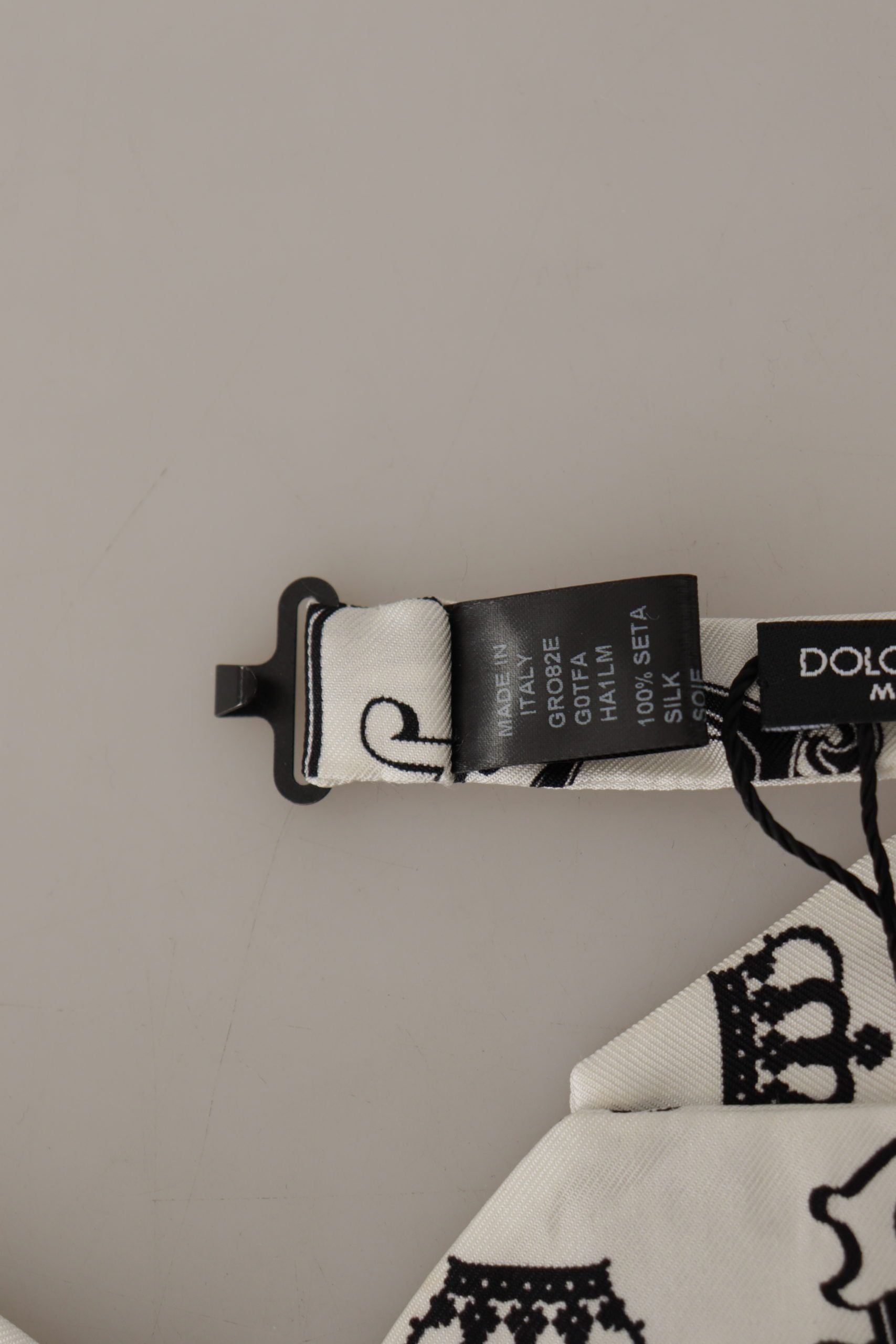 Папионка Dolce & Gabbana с бяла корона и регулируема деколте