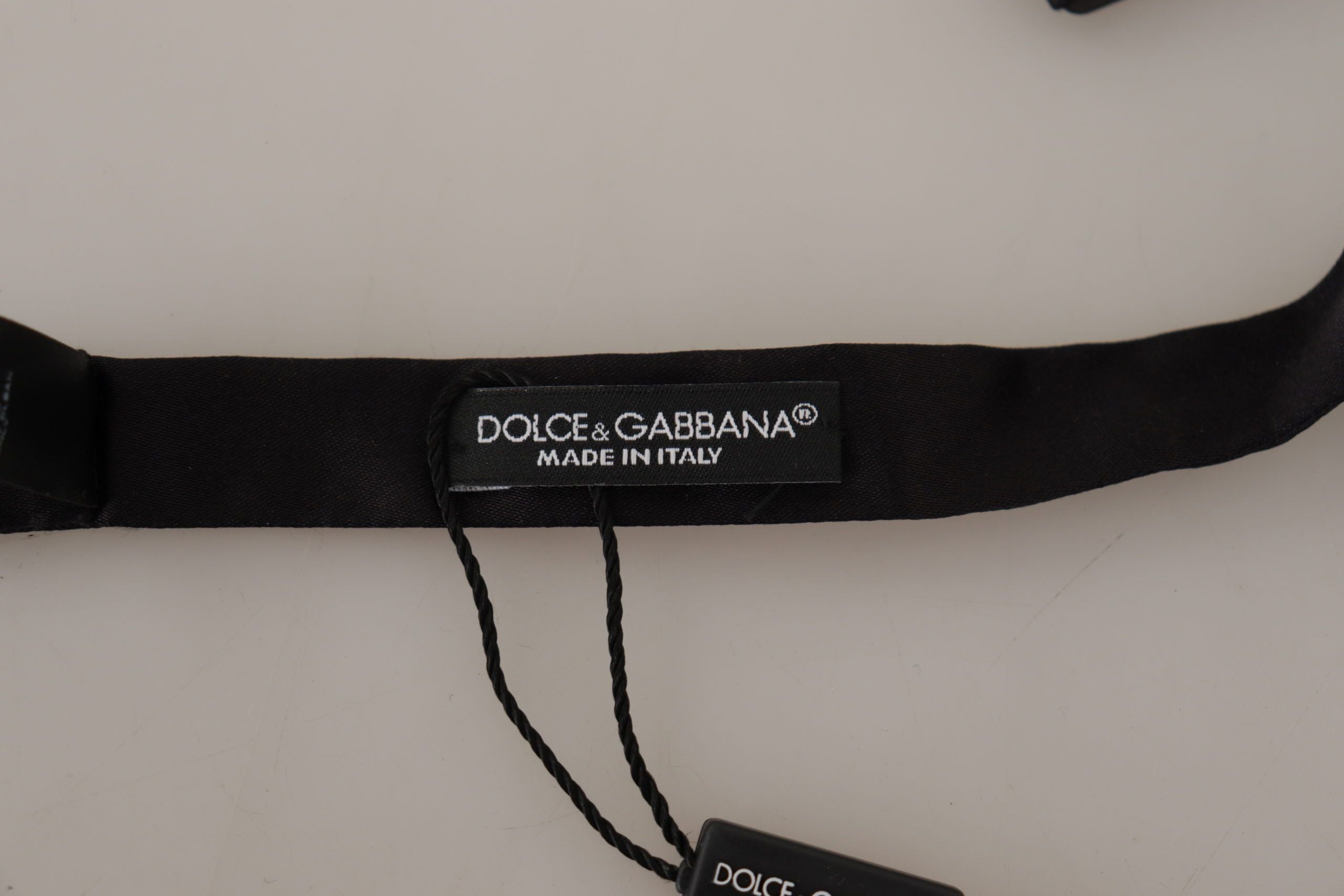 Dolce & Gabbana Многоцветен модел 100% копринена папийонка с деколте