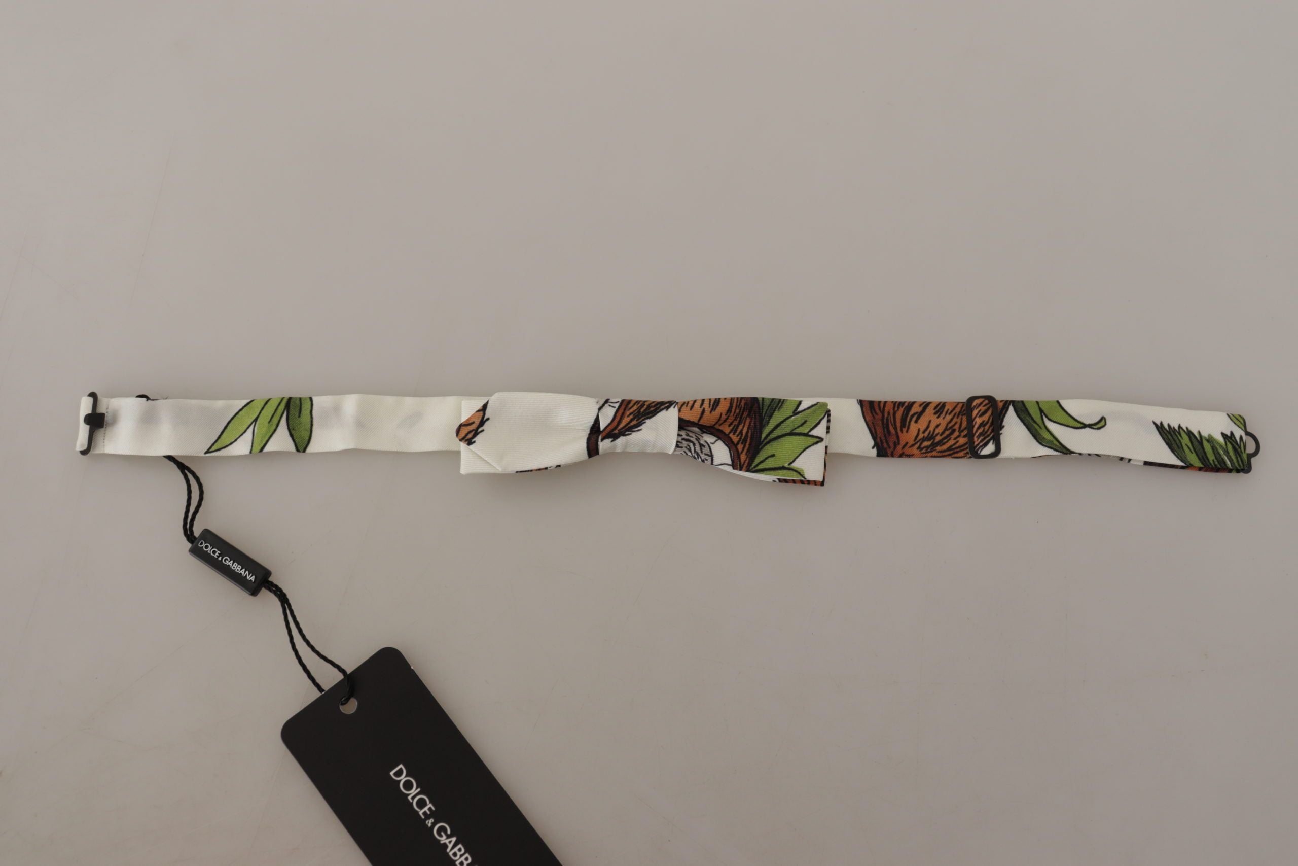 Копринена папийонка Dolce & Gabbana с бял модел и регулируема яка