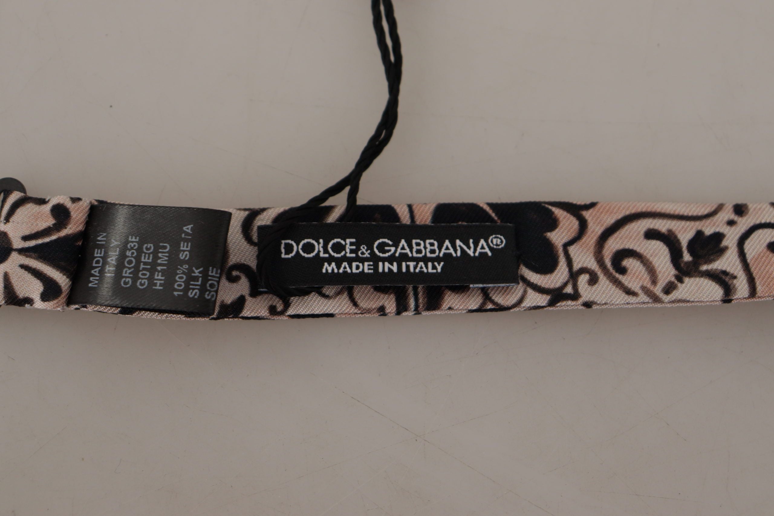 Dolce & Gabbana Многоцветен модел 100% копринена папийонка с деколте
