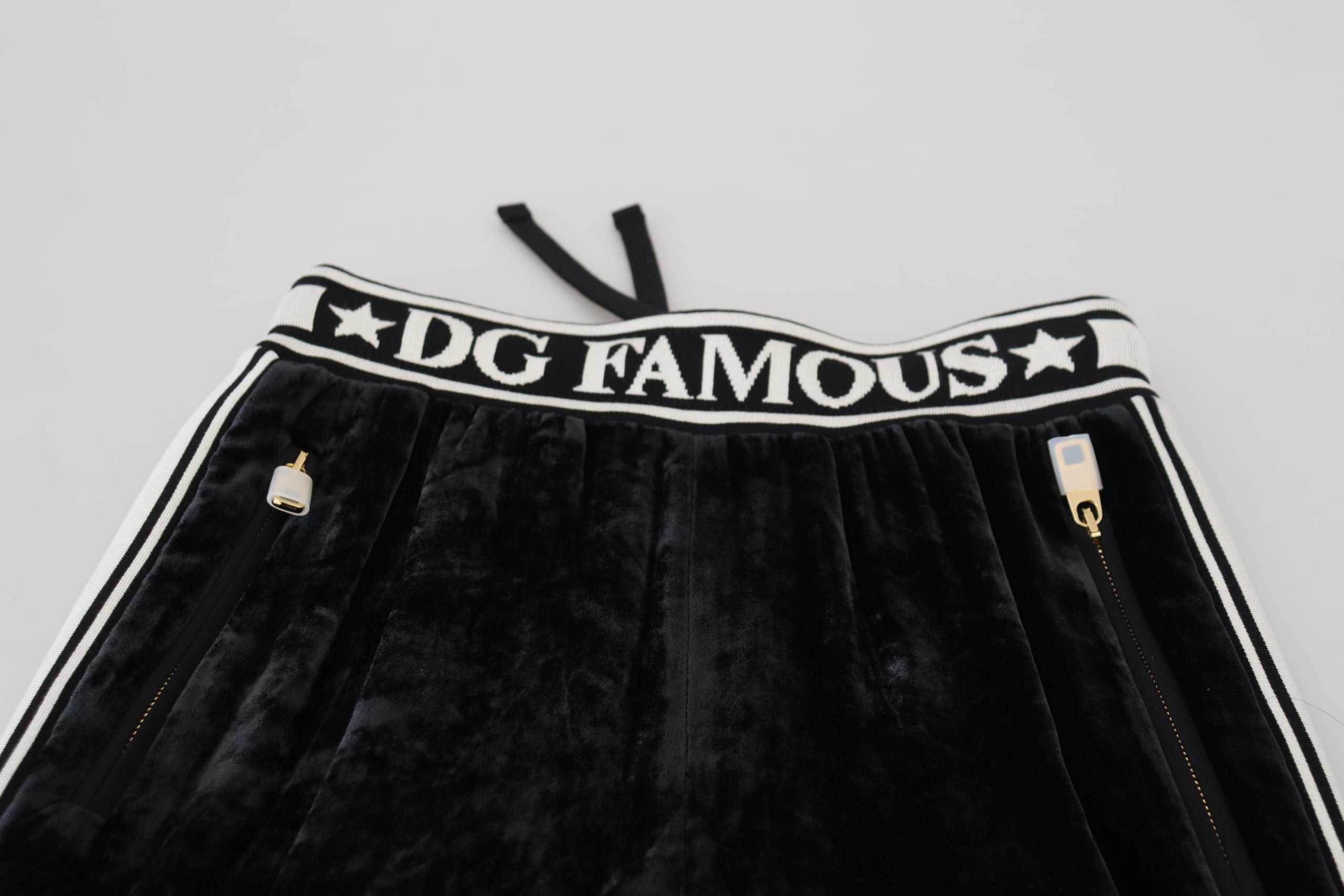 Dolce & Gabbana черни кадифени панталони с лого DG