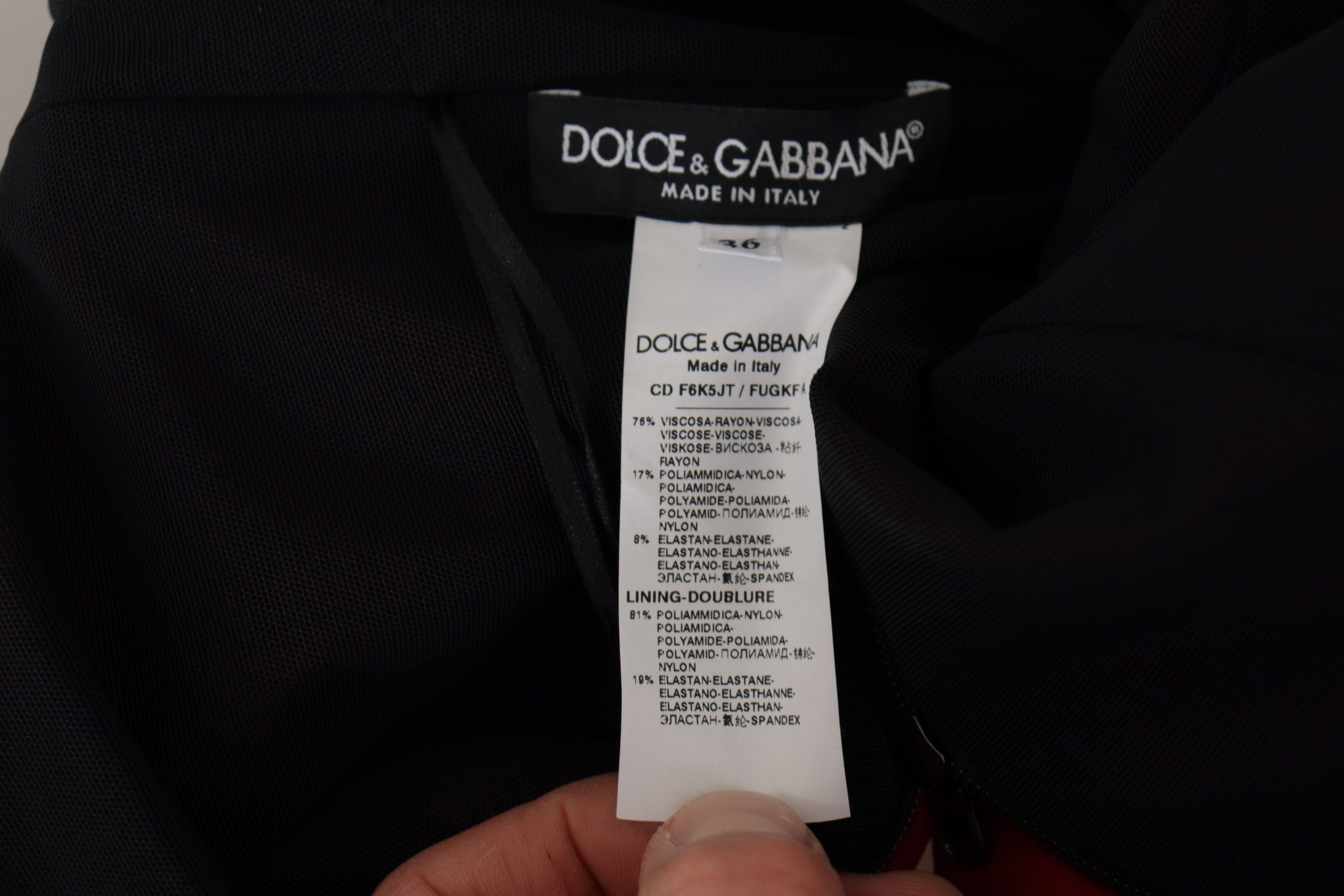 Dolce & Gabbana Червена миди рокля с деколте по тялото