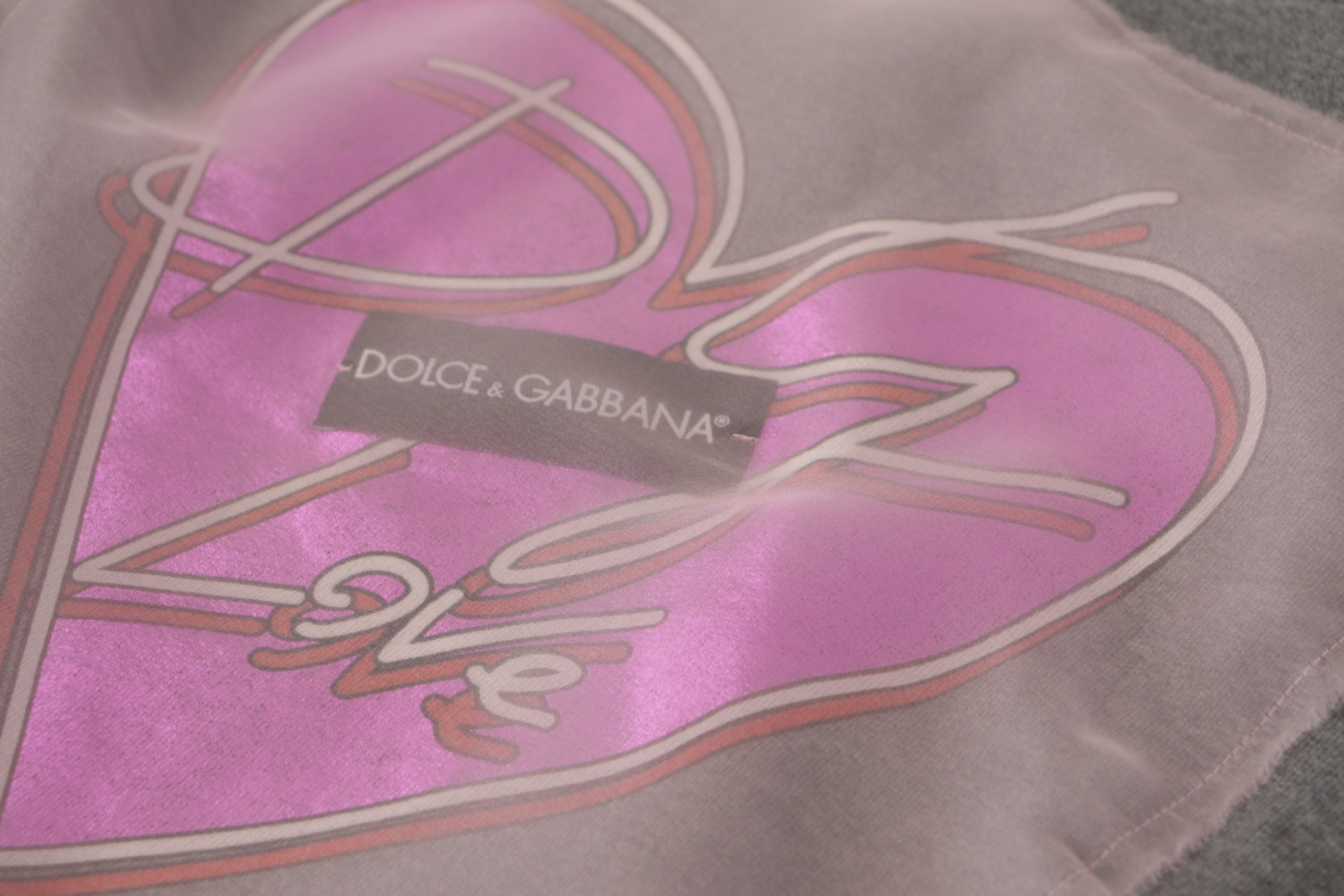 Горна тениска Dolce & Gabbana Grey Heart Pink Limited Edition