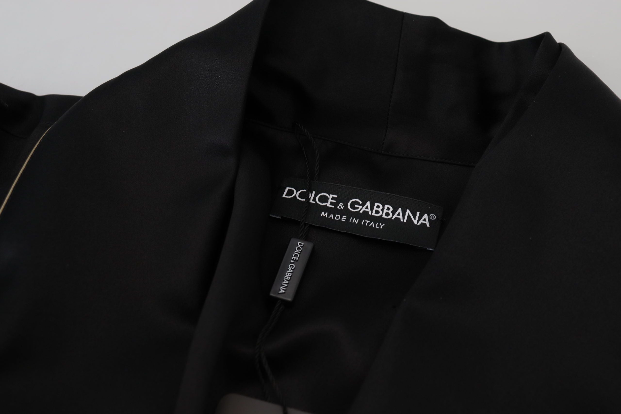 Dolce & Gabbana черно 100% копринено сако с мантия