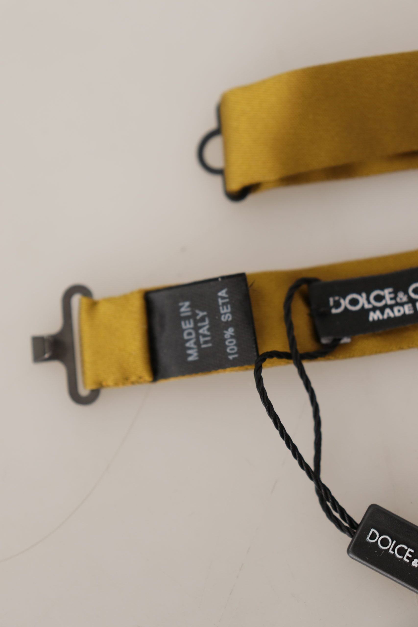 Dolce & Gabbana Жълта горчица 100% копринена вратовръзка Papillon с пеперуда