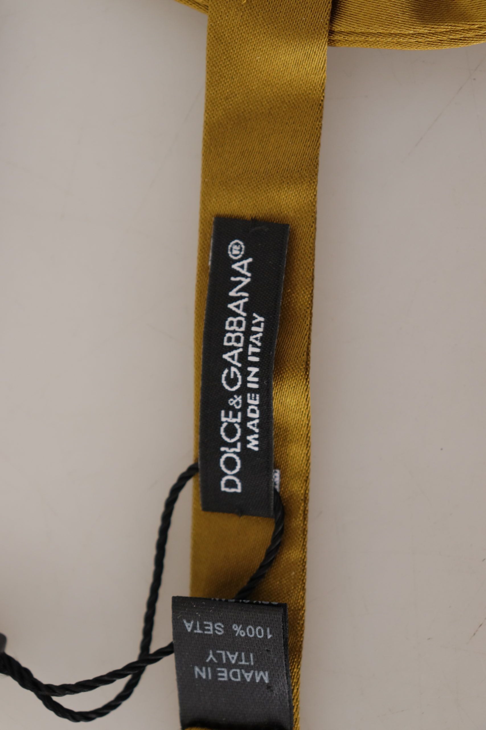 Dolce & Gabbana Жълта горчица 100% копринена папийонка с пеперуда