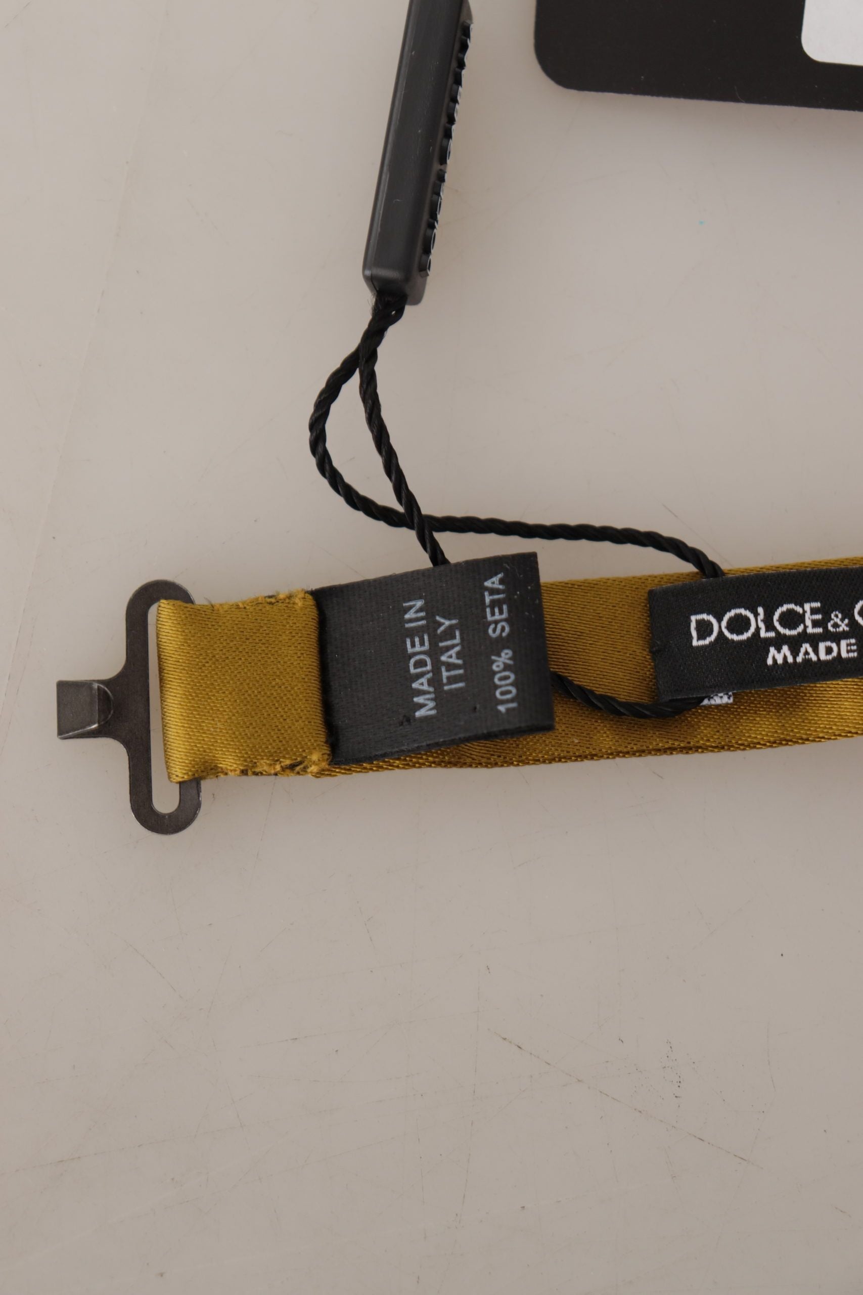 Dolce & Gabbana Жълта горчица 100% копринена папийонка с пеперуда