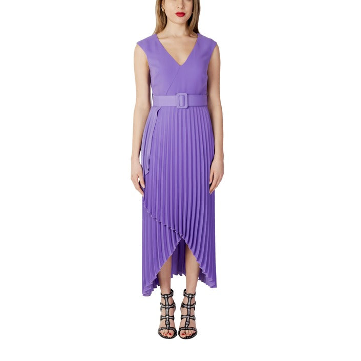 Sandro Ferrone Рокли Жени