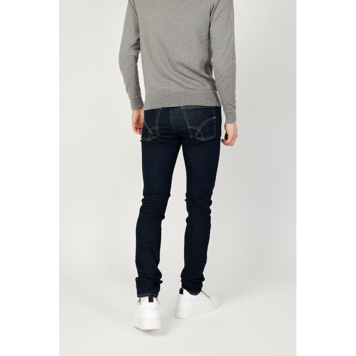 Газ Дънки МЪЖe