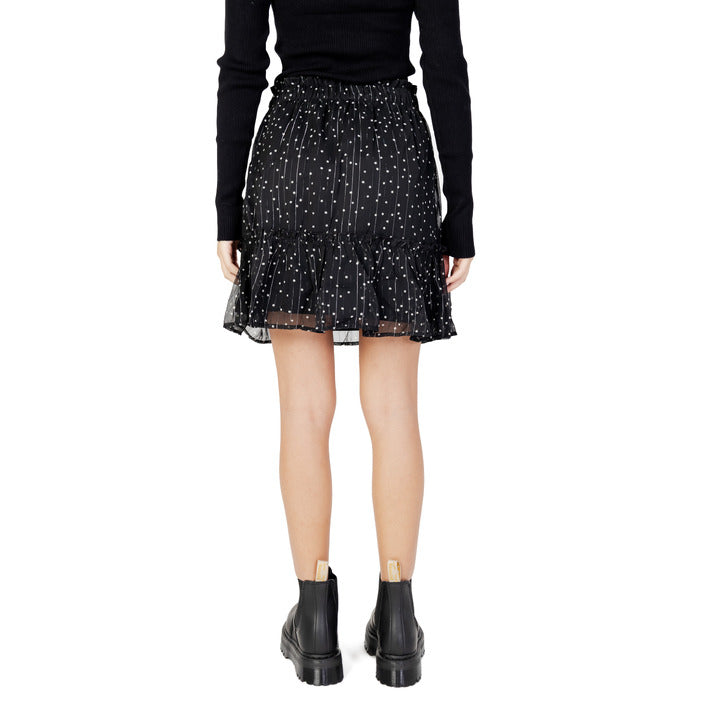 Jacqueline De Yong Поли Жени