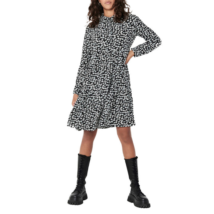 Жаклин Де Йонг Рокли Жени