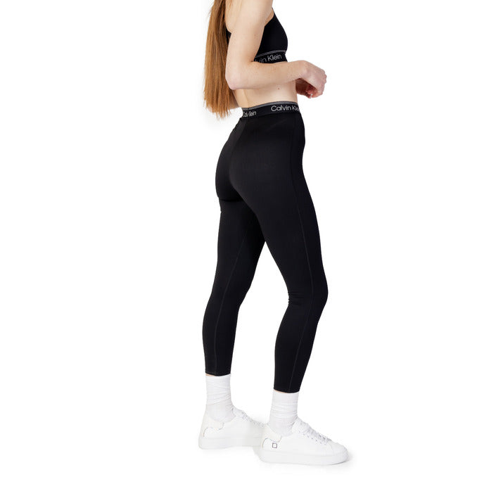 Calvin Klein Sport Клинове Жени