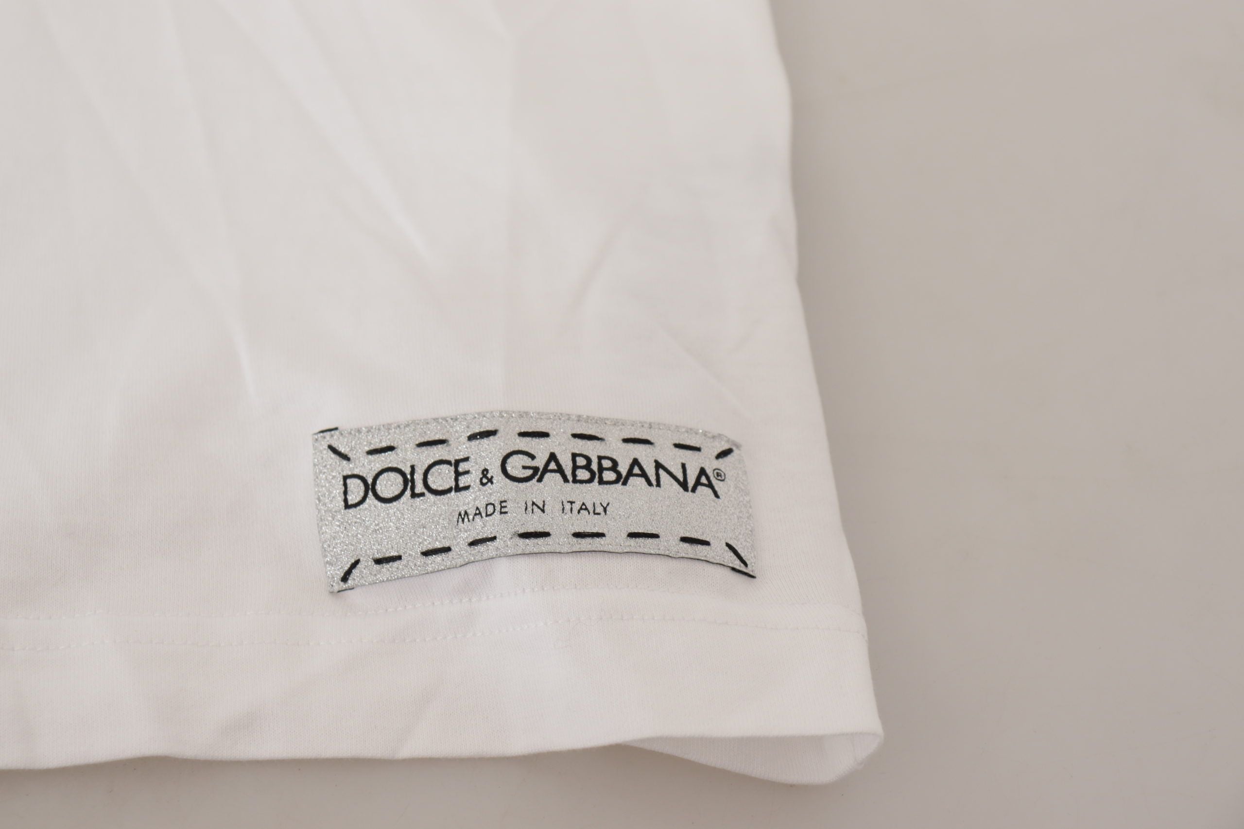 Dolce &amp; Gabbana Бяла тениска с широка яка Sartoria с копчета