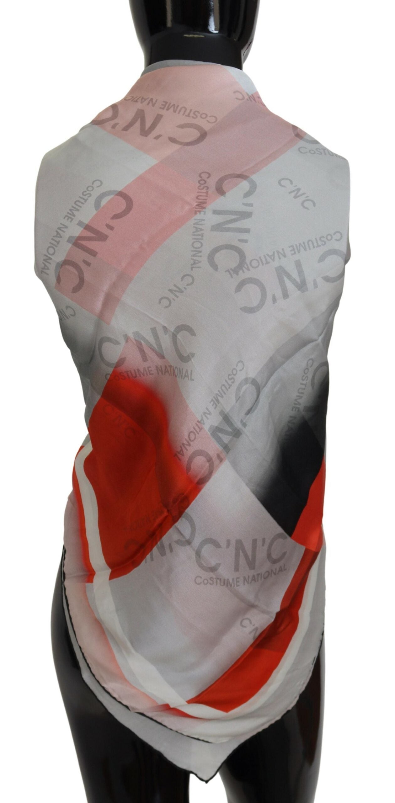 Костюм Национален сив червен шал с фулар и шал