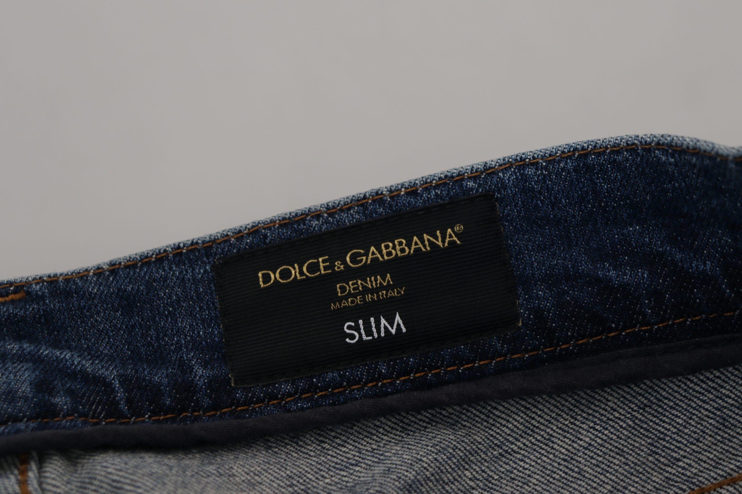Dolce & Gabbana Elegant Slim-Fit Denim Pants in Blue Washed