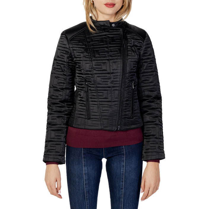 Познай Яке Жени