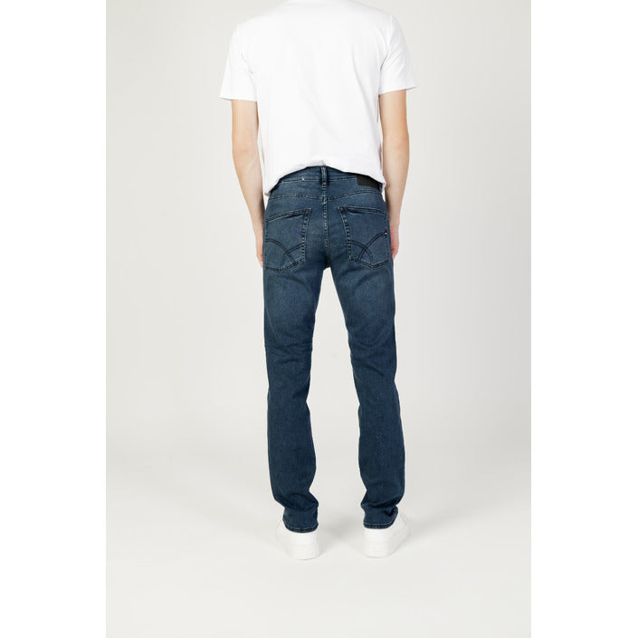 Газ Дънки МЪЖe