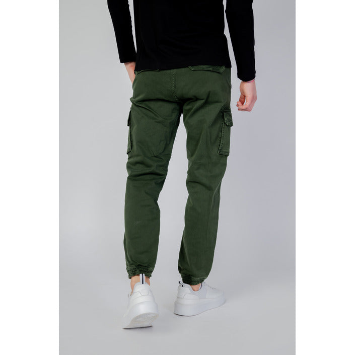 Газ Дънки МЪЖe