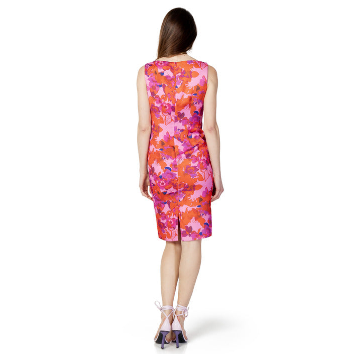 Sandro Ferrone Рокли Жени