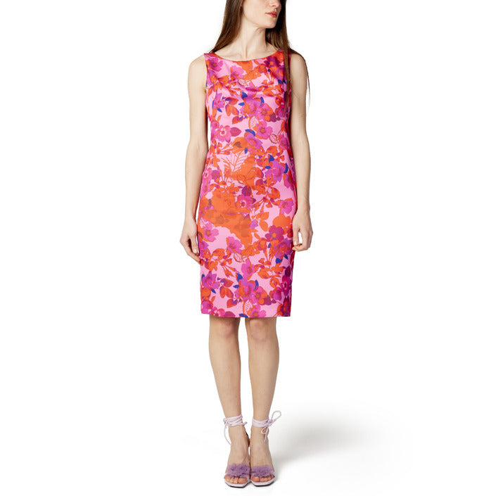 Sandro Ferrone Рокли Жени