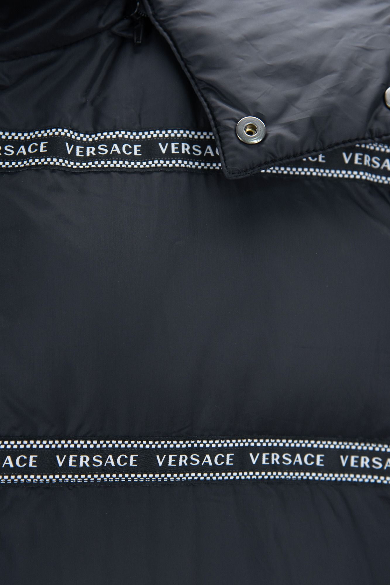Черна полиестерна жилетка Versace