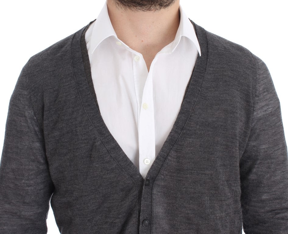 Костюм Национален сив вълнен пуловер с копчета