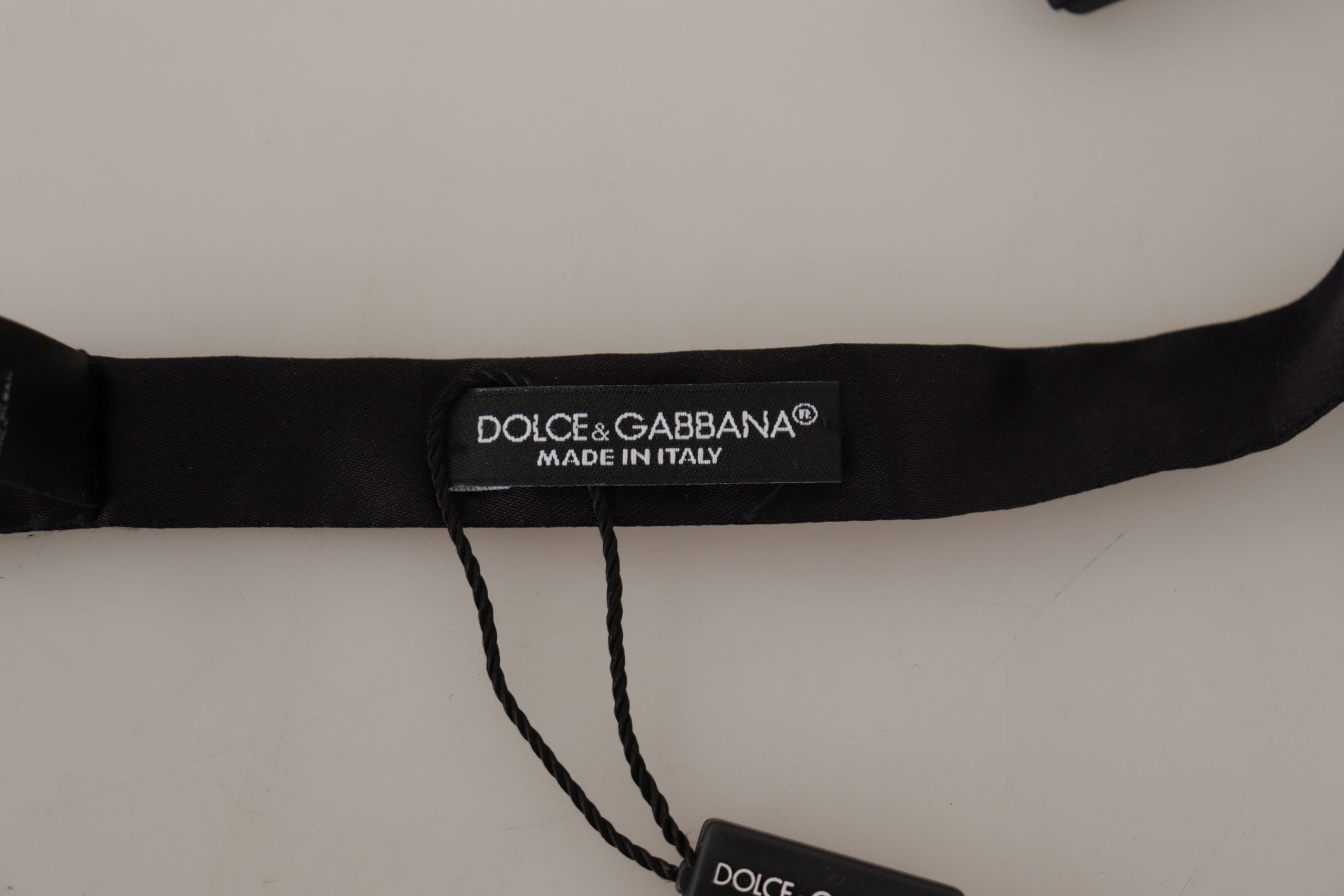 Dolce &amp; Gabbana Многоцветен модел 100% копринена папийонка с деколте