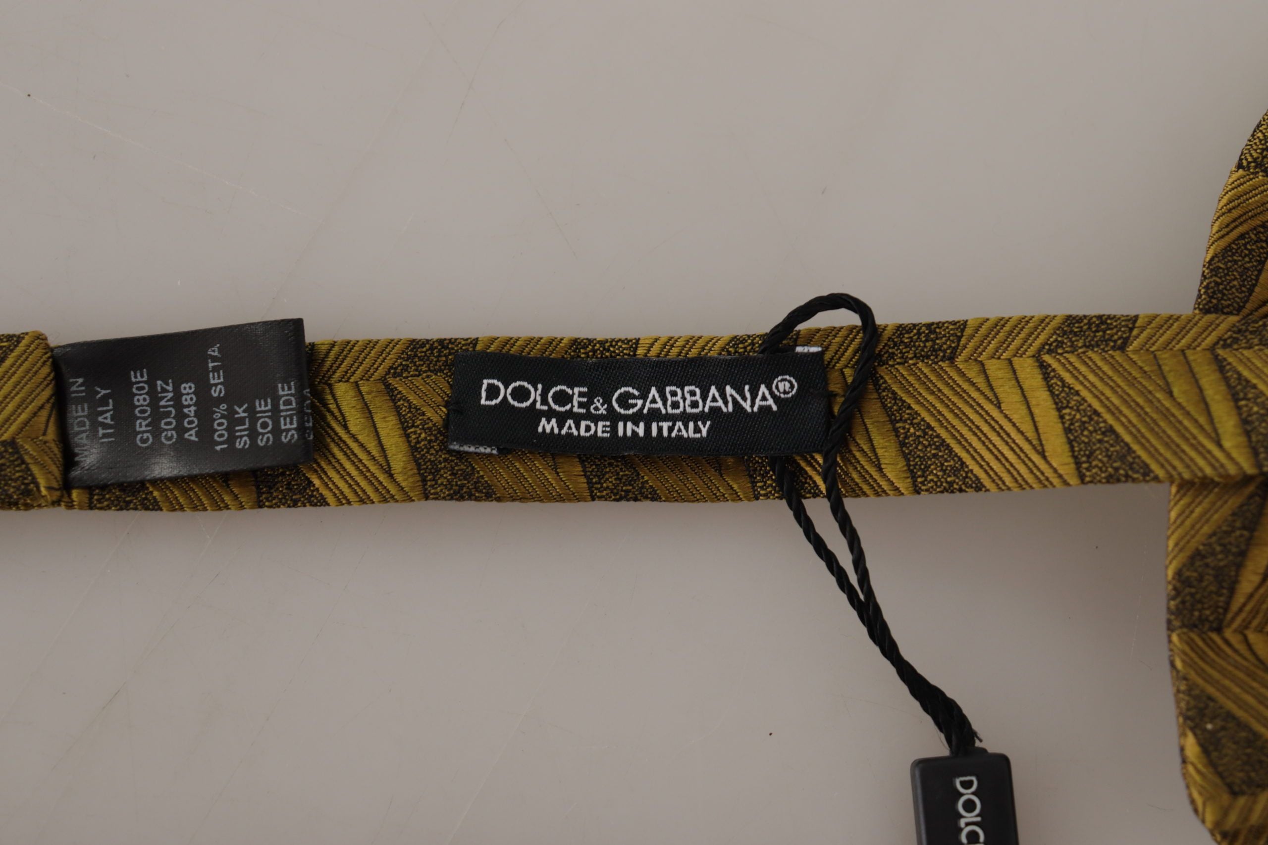 Dolce &amp; Gabbana Gold Fantasy Print Papillon папионка с регулируема яка