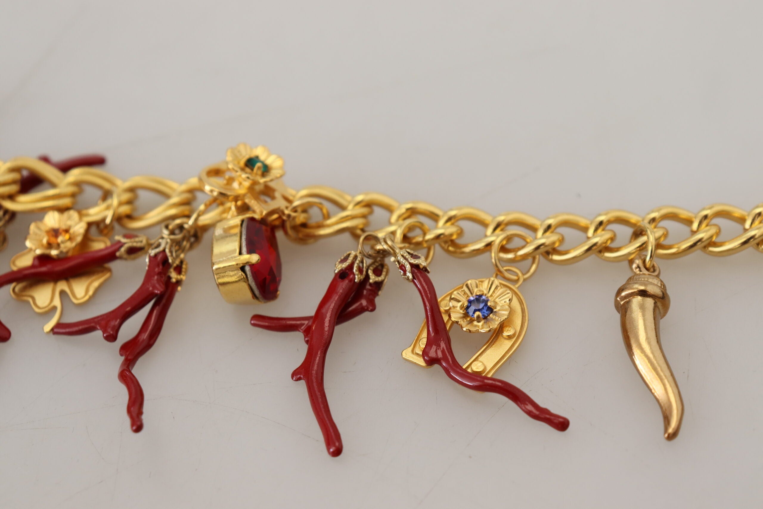 Dolce &amp; Gabbana Gold Brass Crystal Logo Chili Statement Колие