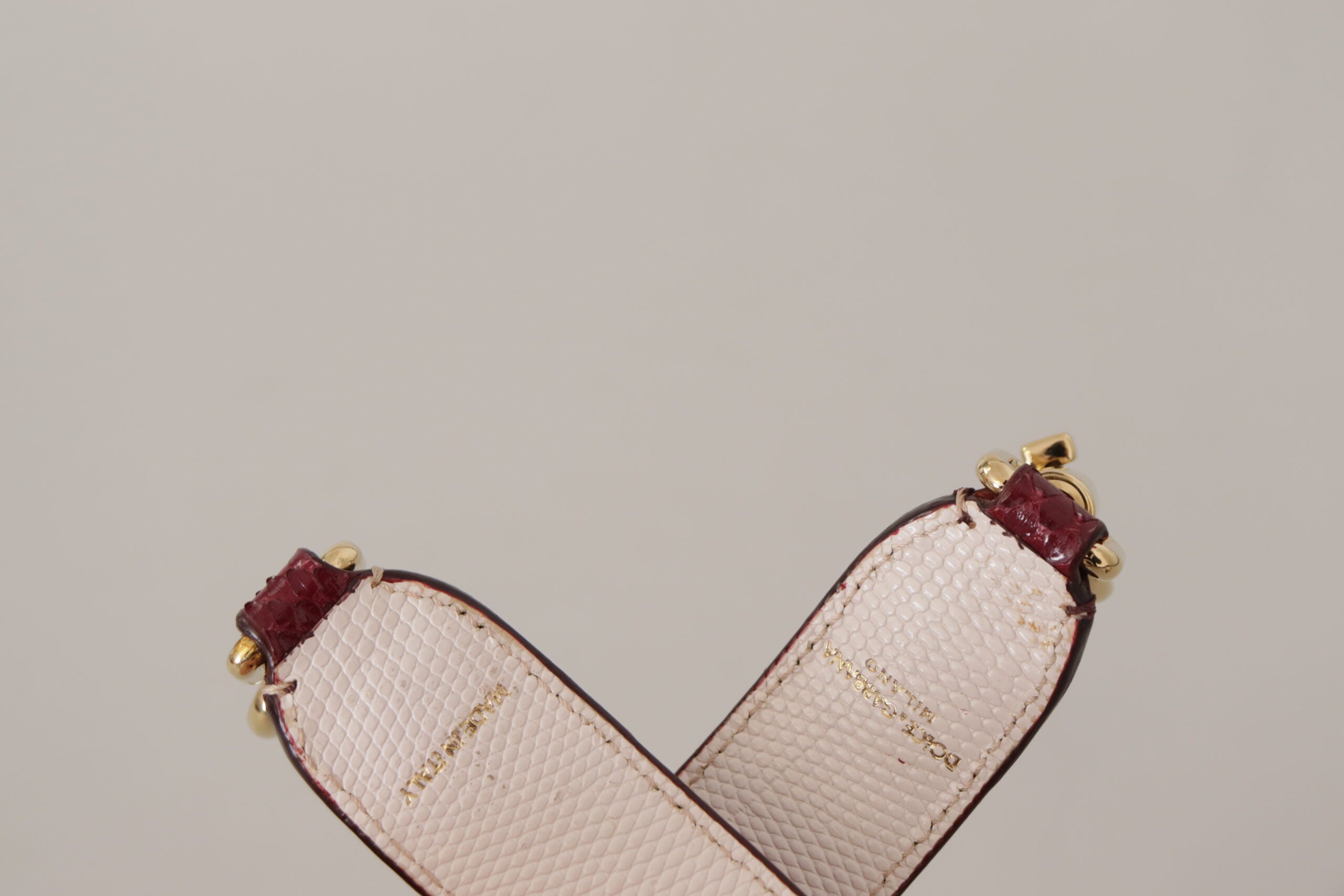 Кожена чанта с кристали Dolce &amp; Gabbana Bordeaux презрамка за рамо